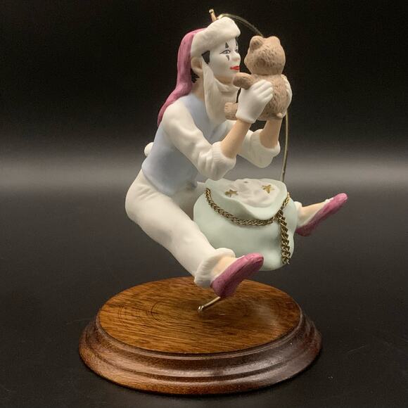 Vintage 1987 Hallmark Keepsake Mime Clown Teddy Bear Ornament - Picture 4 of 16